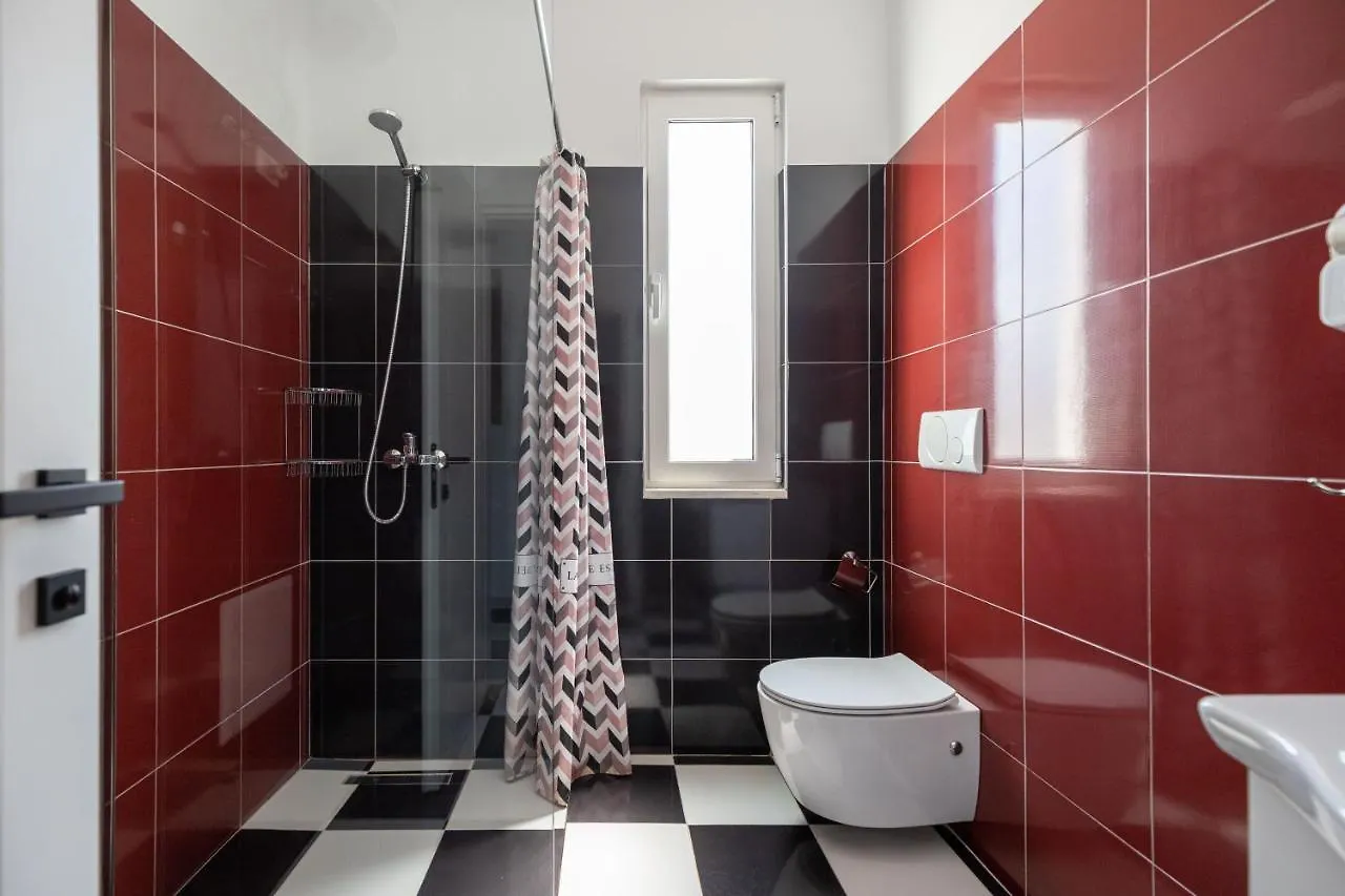 ****  Compas Boutique Hotel Golem  Albania