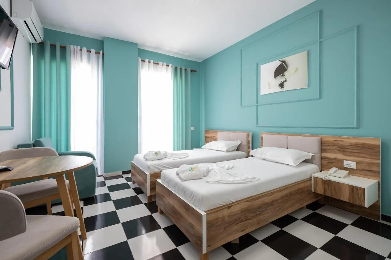 Compas Boutique Hotel Golem