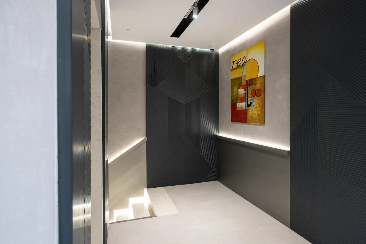 Compas Boutique Hotel Golem