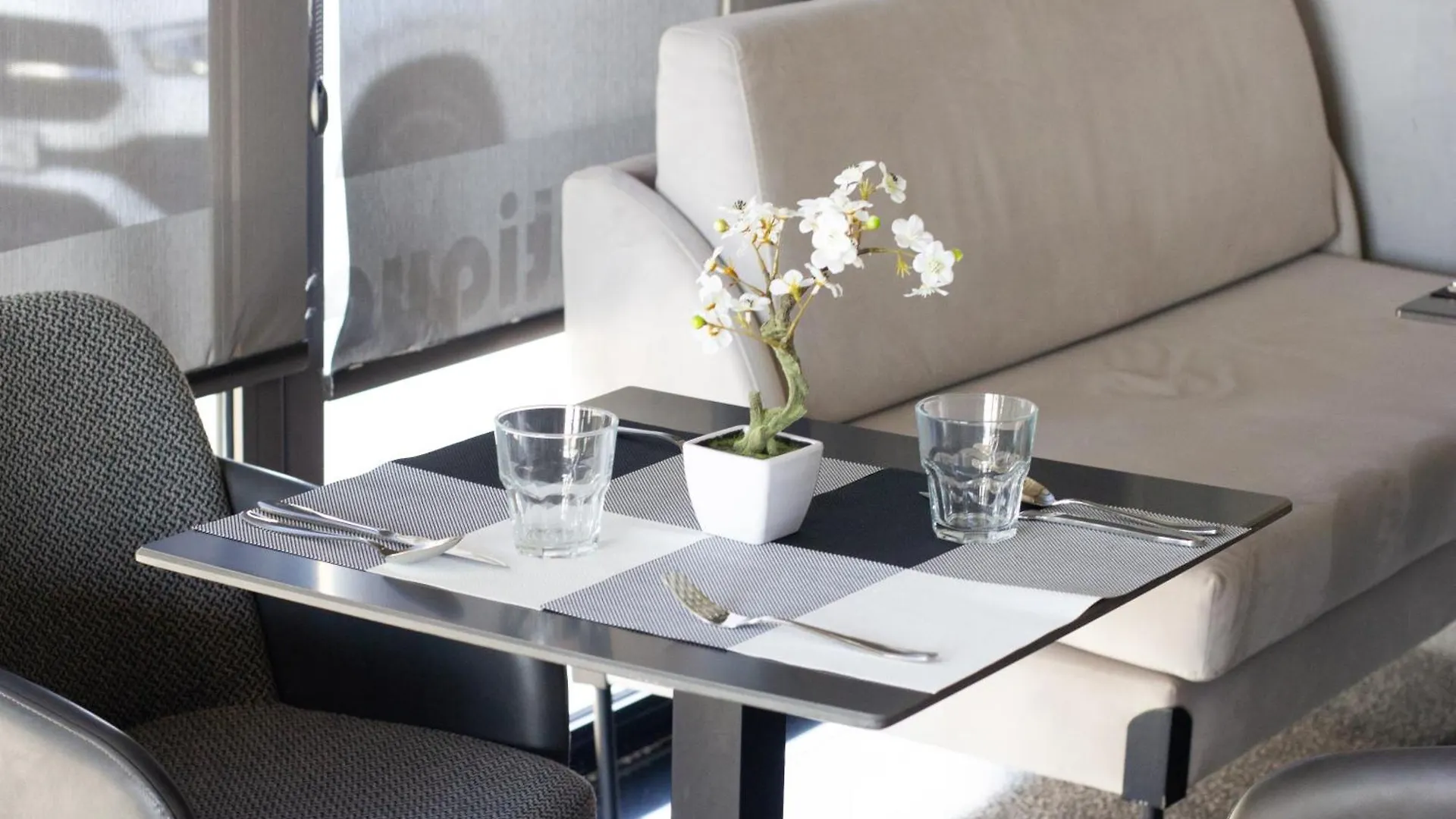Compas Boutique Hotel Golem