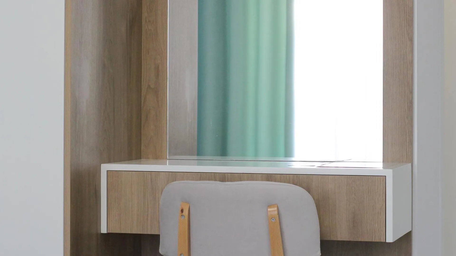 Compas Boutique Hotel Golem  4*, Golem (Tirana) Albanien