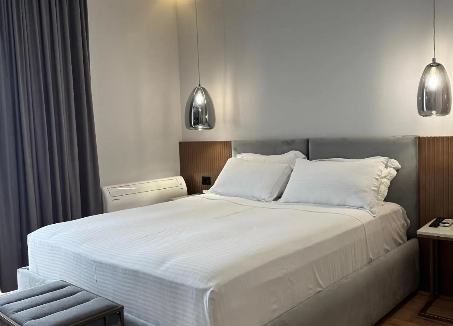 Compas Boutique Hotel Golem  Albanien